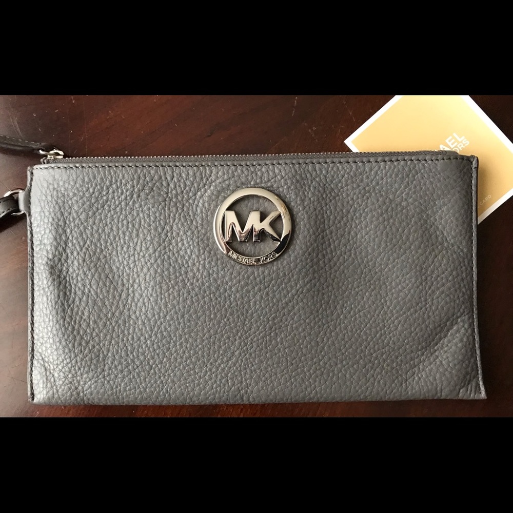Michael Kors Large Leather Wristlet Clutch Gray
